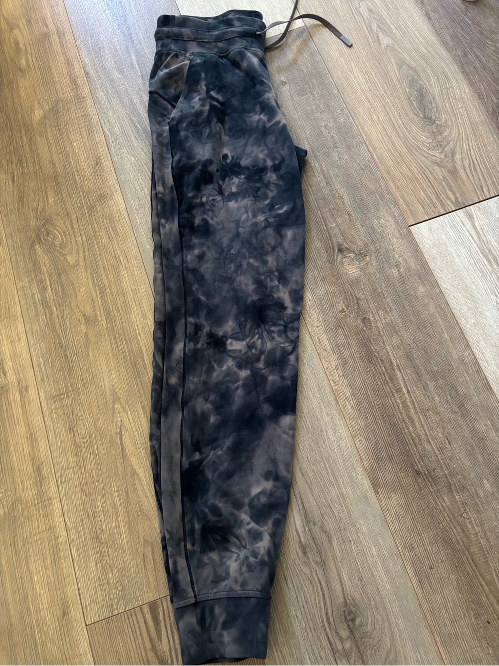 lululemon athletica Navy and Charcoal Tie-Dye Joggers